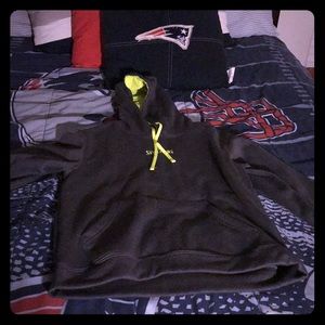 Small men’s spalding sweatshirt